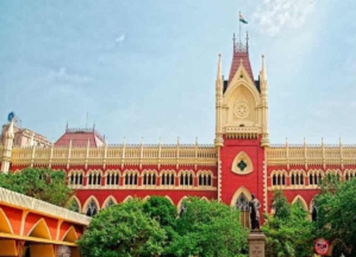 कलकत्ता हाईकोर्ट से बंगाल सरकार और पुलिस को दोहरा झटका